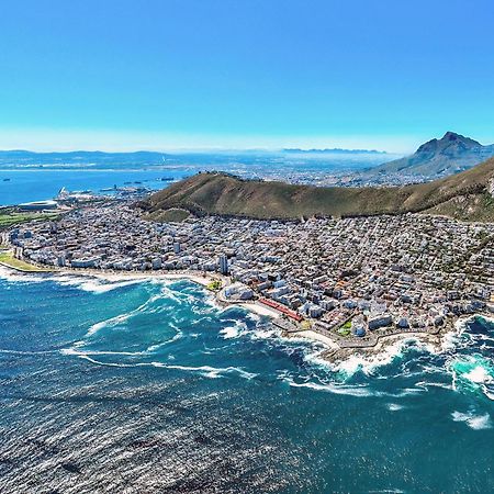Peninsula All Suite Hotel By Dream Resorts Cape Town Exterior photo